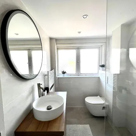 Stylish, Cozy Homestay *